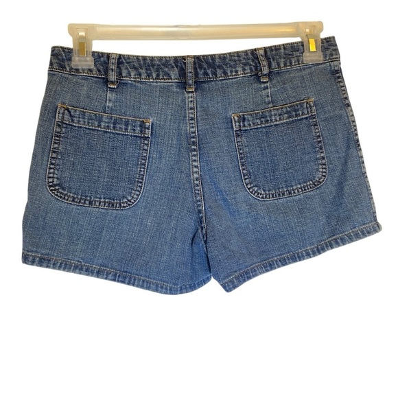 OLD NAVY Vintage Women's size 6 denim 4 pocket Blue Jean Shorts - Picture 2 of 5